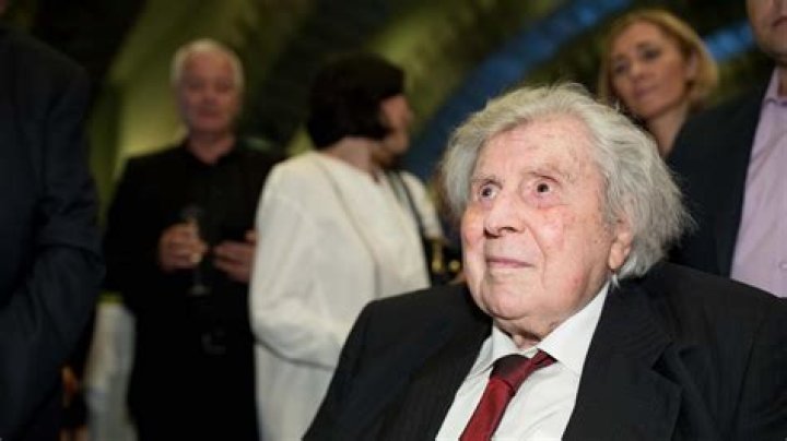 
Mikis Theodorakis Age, Birthday, Wikipedia, Who, Nationality, Biography 