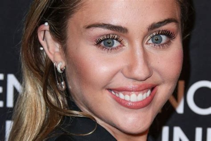 See How Miley Cyrus Celebrated Her 31st Birthday! Miley Cyrus