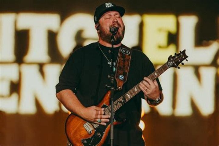 Mitchell Tenpenny Bio (Wiki) 