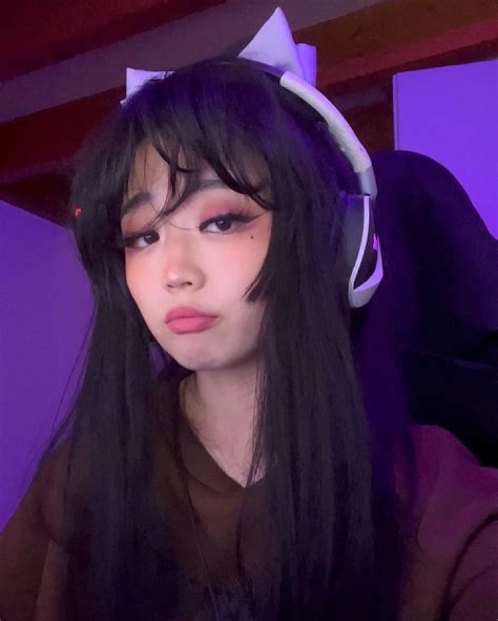 Mooncake Eva Bio (Wiki) 
