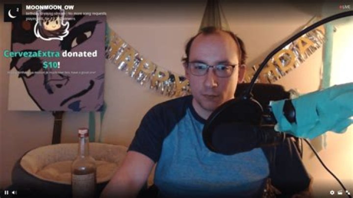 MOONMOON_OW - Age, Family, Bio