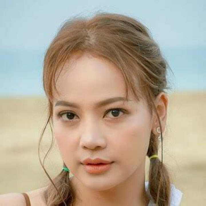 Nang Khin Zay Yar - Age, Family, Bio
