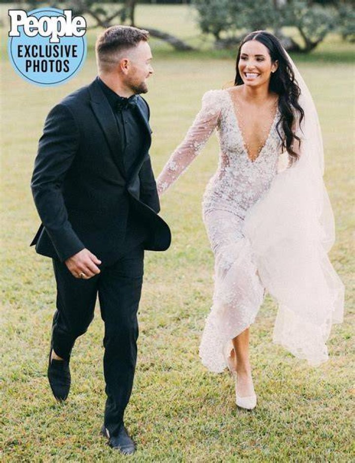 NASCAR Driver Ricky Stenhouse Jr. Is Married in a Charleston Ceremony!