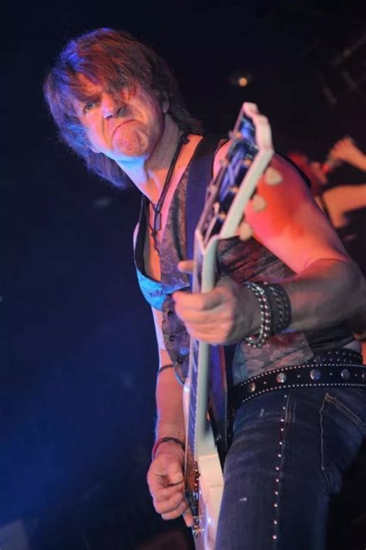 Neil Buchanan photo 3