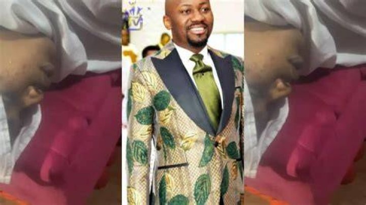 
Netizens Blame Halima Abubakar For Her Misfortune As She Continues To Fight Apostle Suleiman On Her Sick Bed 