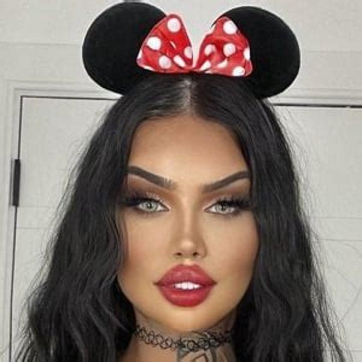 Nicki Valentina Rose - Age, Family, Bio