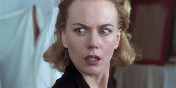 Nicole Kidman films with Hugh Grant and Donald Sutherland in NYC