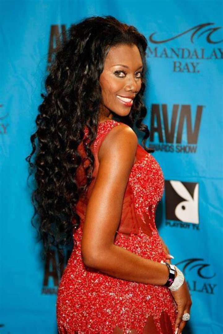 Nyomi Banxxx photo 2