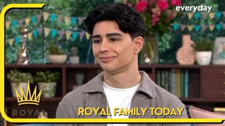Omid Scobie net worth: How rich is Omid Scobie?