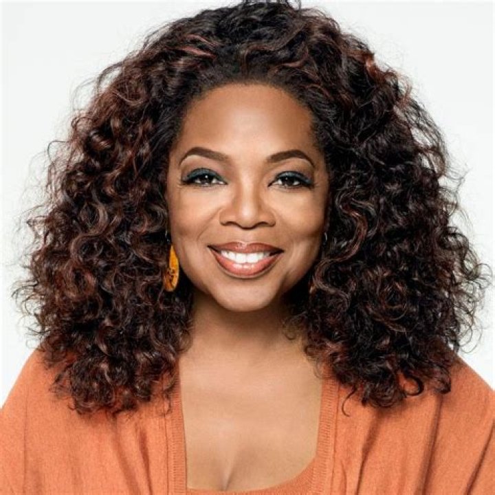 Oprah Winfrey Bio (Wiki) 
