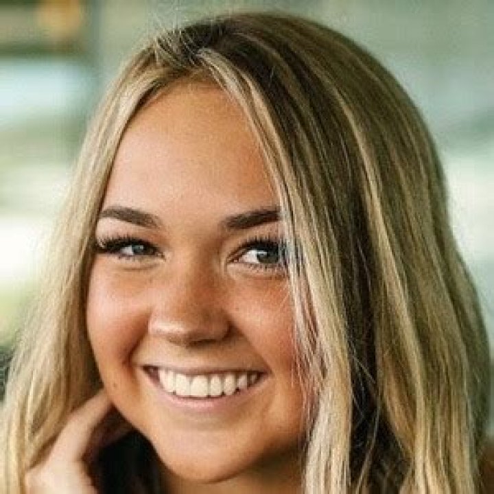 Paris Fietsam - Age, Family, Bio