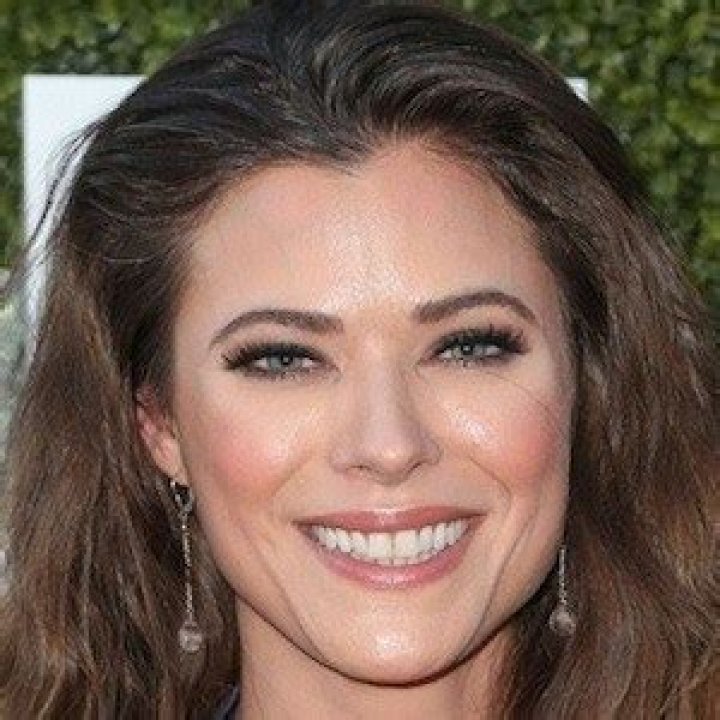 Peyton List (Actress Born 1986) - Age, Family, Bio