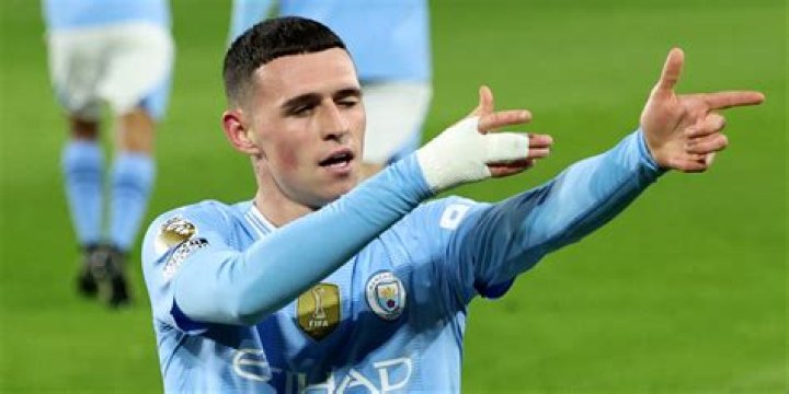 Phil Foden photo