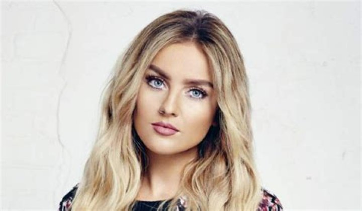 Pip Edwards Height, Weight, Net Worth, Age, Birthday, Wikipedia, Who, Instagram, Biography