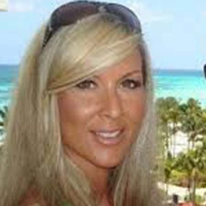 Rebecca Curci-Hickenbottom Bio (Wiki) 