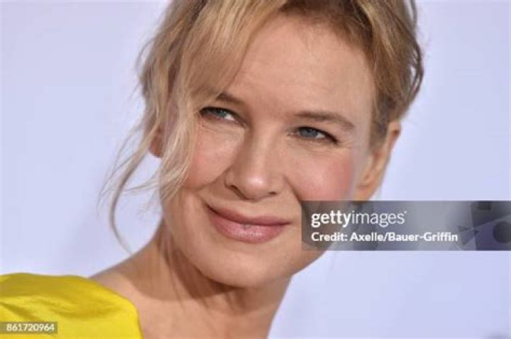 Renee Zellweger arrives at the European premiere of "Judy"
