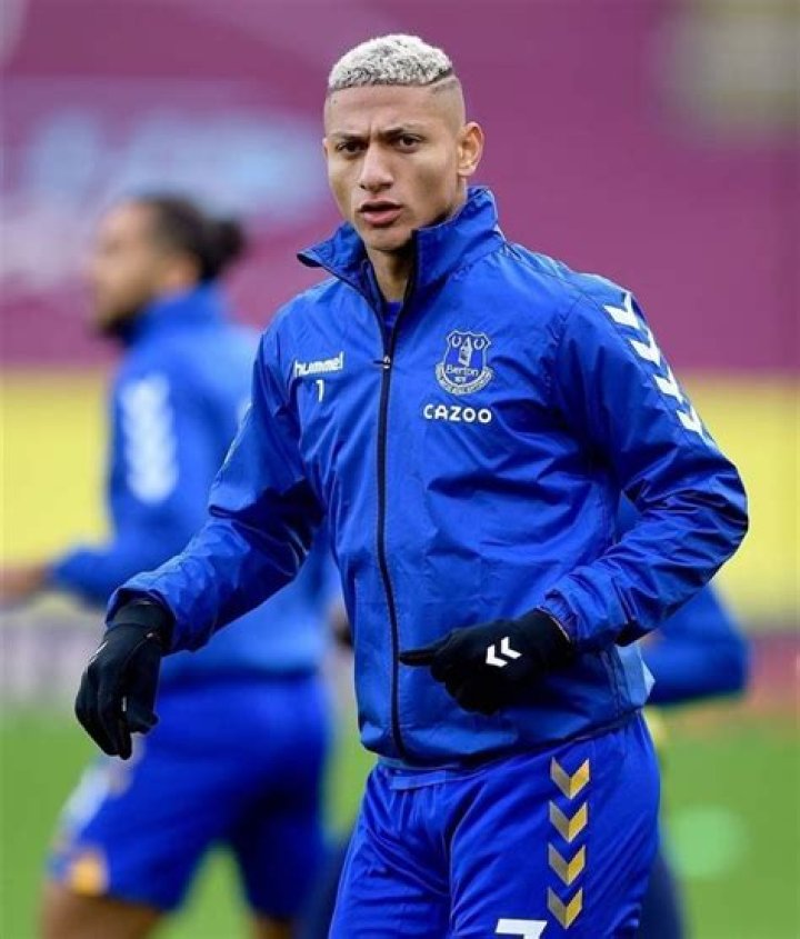 
Richarlison Height, Weight, Net Worth, Age, Birthday, Wikipedia, Who, Nationality, Biography 
