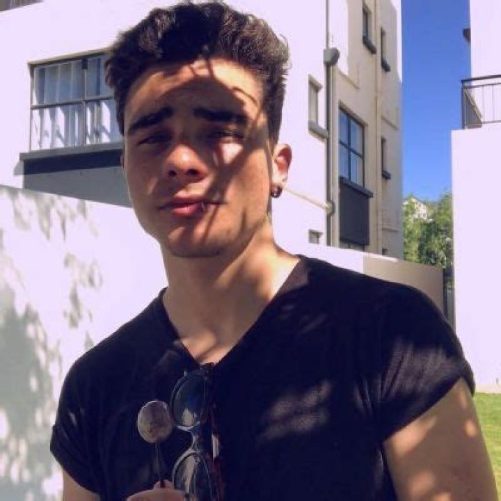 
Rickyxmarcell Height, Weight, Net Worth, Age, Birthday, Wikipedia, Who, Nationality, Biography 