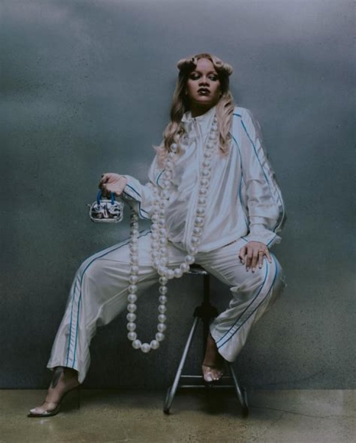 Fans think Rihanna is pregnant with A$AP Rocky and here’s why? Rihanna new cover shoot for Dazed