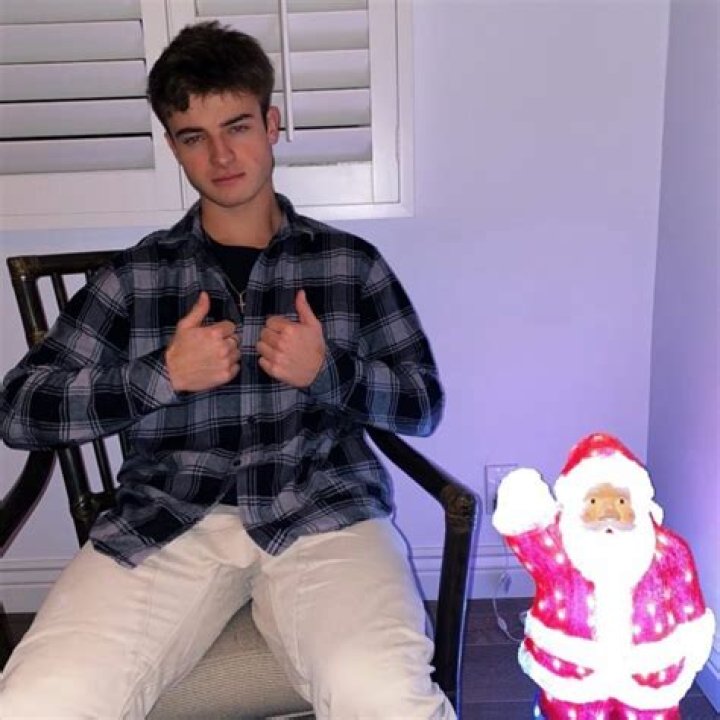 
Riley Christian Height, Weight, Net Worth, Age, Birthday, Wikipedia, Who, Instagram, Biography 