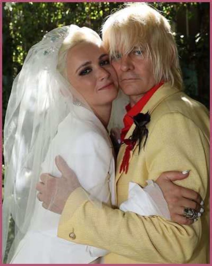 Ringo Starr’s son Zak Starkey weds Sharna Liguz on their daughter Luna’s 1st birthday