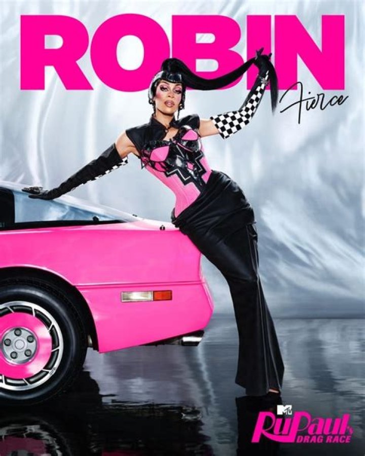 Robin Fierce - Age, Family, Bio