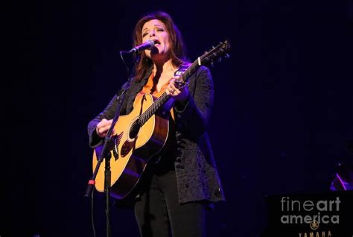Rosanne Cash photo 2