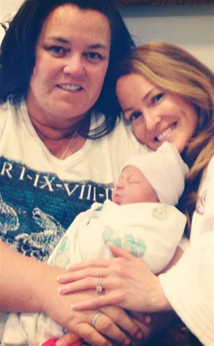 Rosie O’Donnell & Michelle Rounds announce birth of their 1st child, Dakota