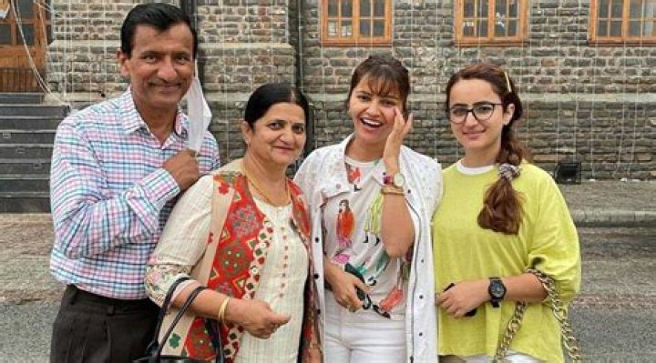 Rubina Dilaik Wiki, Age, Net Worth, Boyfriend, Husband, Family, Biography & More
