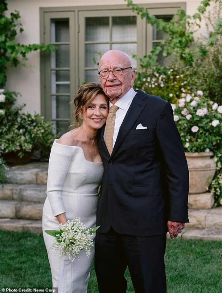 
Rupert Murdoch’s New Wife – Is He Getting Married For the 5th Time? 
