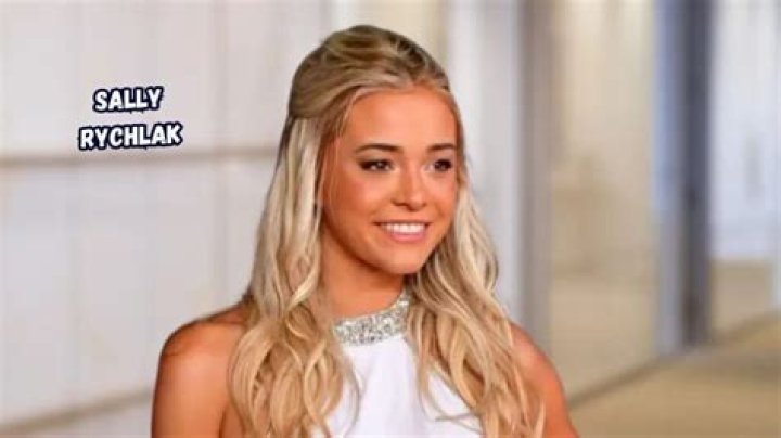 Sally Sossa - Age, Family, Bio
