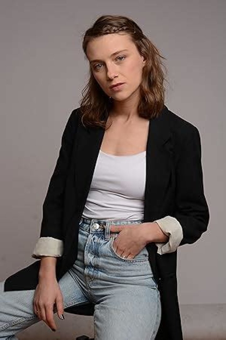 Sara Klimoska Bio (Wiki) 