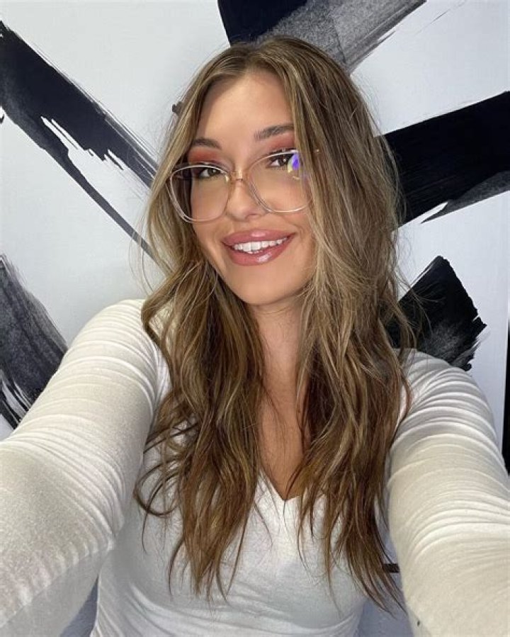 Savannah Dexter Height, Weight, Net Worth, Age, Birthday, Wikipedia, Who, Instagram, Biography