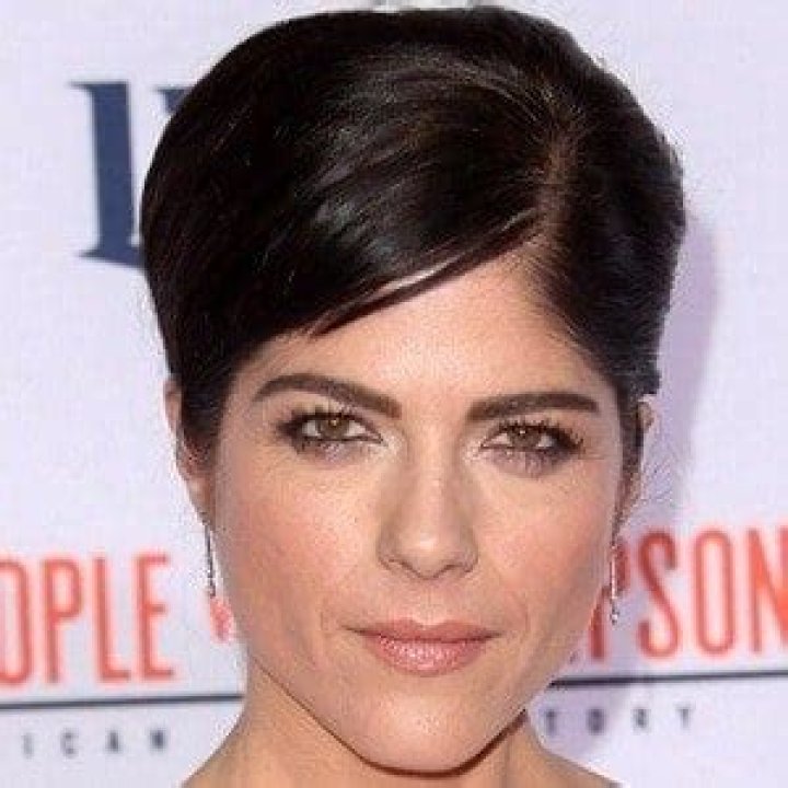 Selma Blair bio, young, net worth, documentary, age, friends