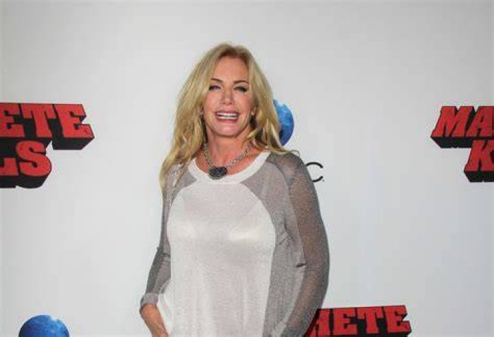 Shannon Tweed Height, Weight, Net Worth, Age, Birthday, Wikipedia, Who, Nationality, Biography