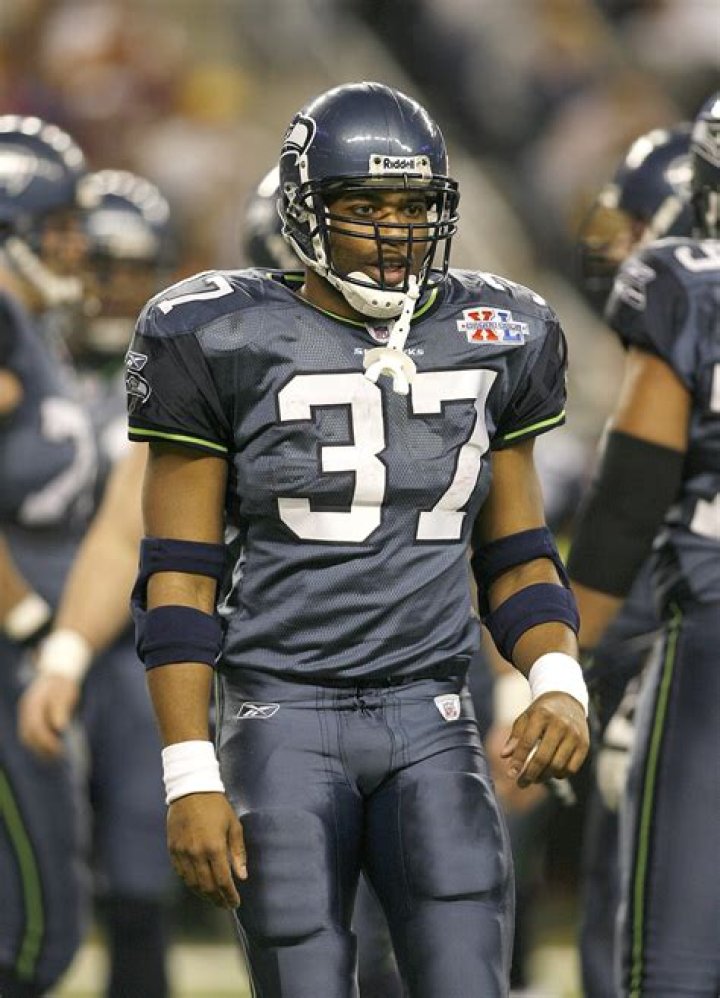 Shaun Alexander photo 2