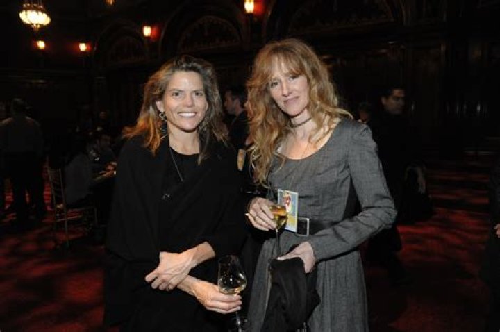 Shauna Redford Bio (Wiki) 