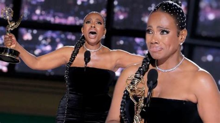 
Sheryl Lee Ralph Sings and Sheds Tears in Powerful Speech for First Emmy Win for ‘Abbott Elementary’ 