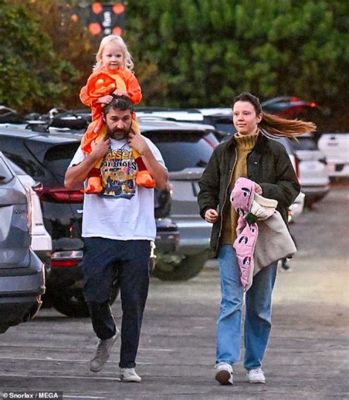 Shia LaBeouf & Mia Goth are back together and most likely expecting a baby