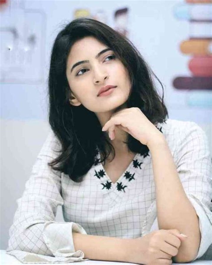 Shivani Raghuvanshi Height, Weight, Net Worth, Age, Birthday, Wikipedia, Who, Nationality, Biography