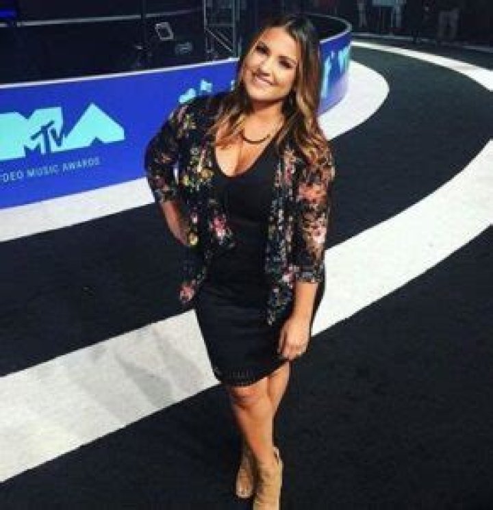 Sisanie Villaclara Height, Weight, Net Worth, Age, Birthday, Wikipedia, Who, Nationality, Biography
