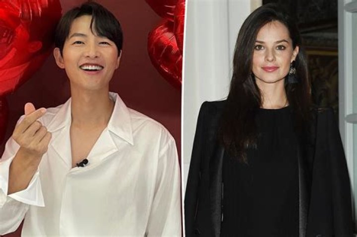 
Song Joong-ki and his versatility: 4 roles the heartthrob easily aced 