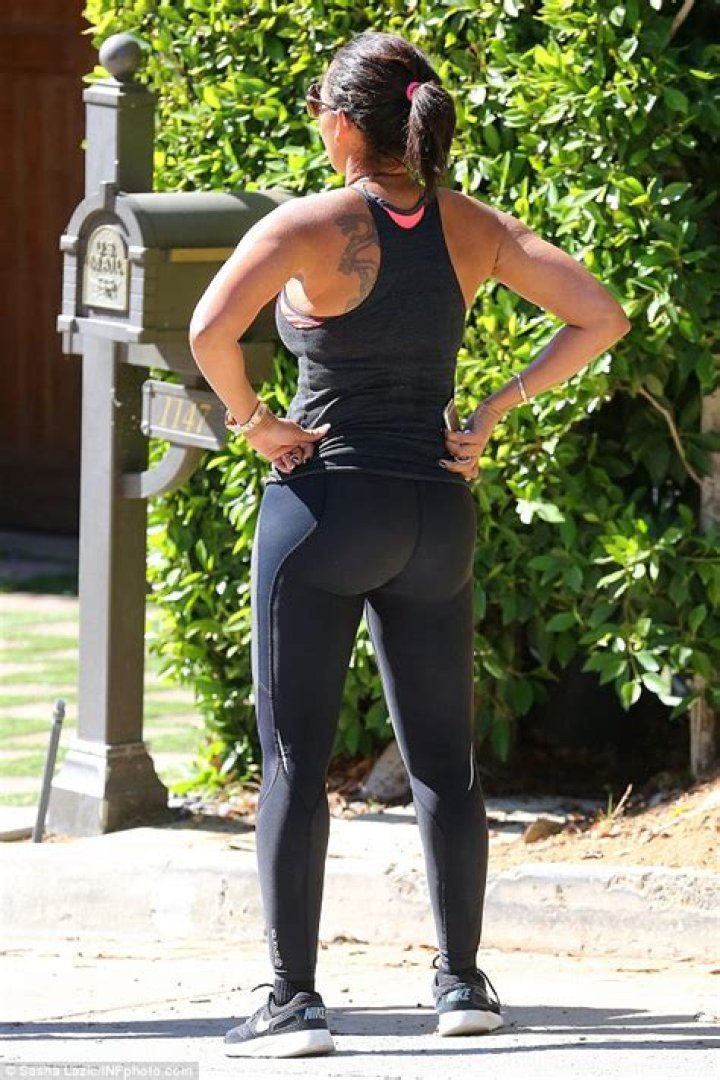 Riches to Rags story: Learn about Mel B’s attempt to rebuild her life and her bitter divorce with her ex-husband Stephen Belafonte Source: Daily Mail (Mel B with friends Heidi Klum and Tyra Banks)