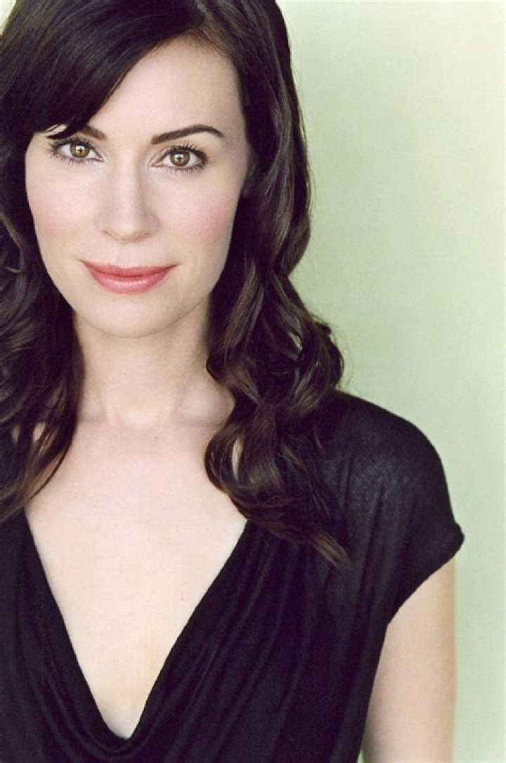 American actress-comedian Laurel Coppock-A scoop of her family, childhood, glowing career, and married life! Source; Pinterest (Laurel Coppock)