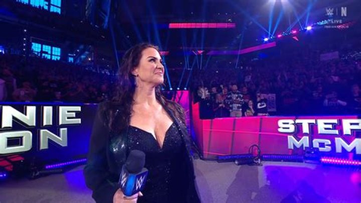 Stephanie Garber - Trivia, Family, Bio