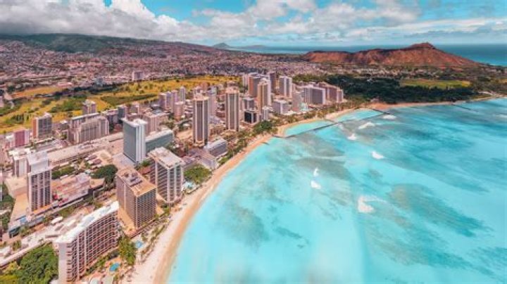 Summer Waikiki - Age, Family, Bio