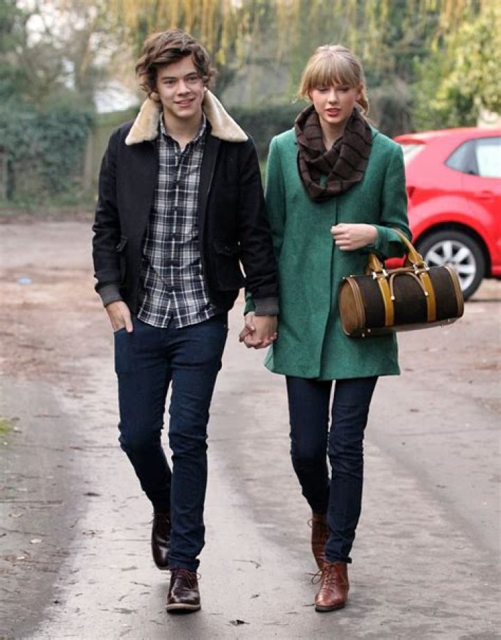 Taylor Swift & Harry Styles Have Split!***FILE PHOTOS****
