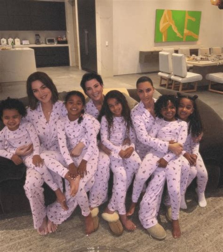 All the unseen photos of the Kardashian family by Kris Jenner! The Kardashian Family picture during Christmas
