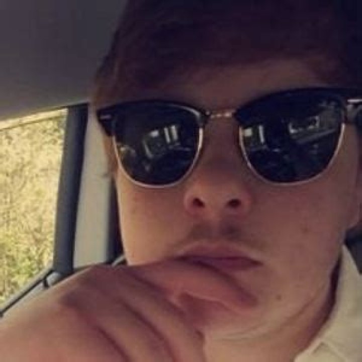 TheseKnivesOnly - Age, Family, Bio