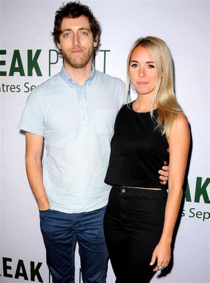 Thomas Middleditch and Mollie-Gates open marriage ended in divorce! Find about their married life and net worth